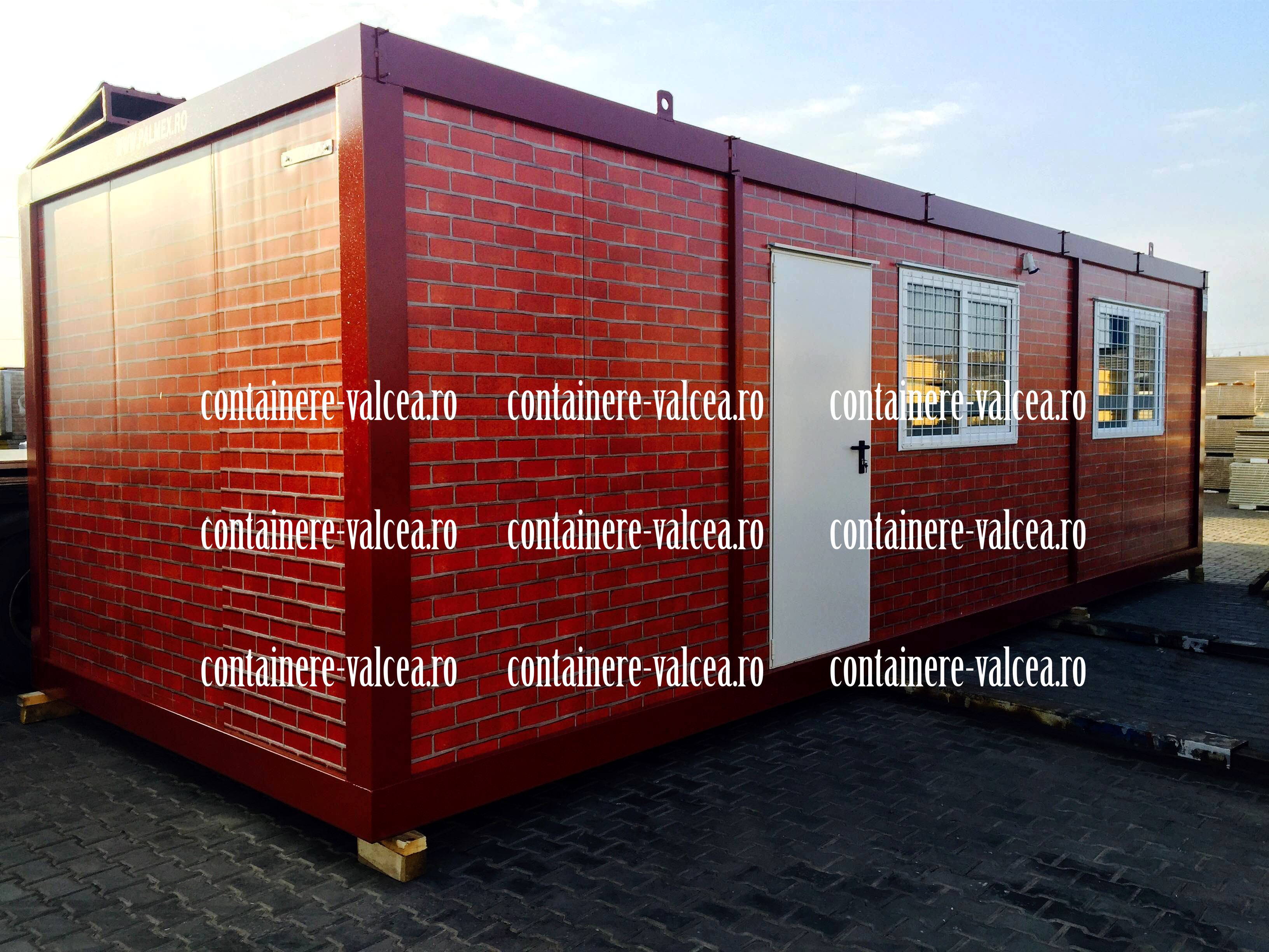 cumpar container Valcea